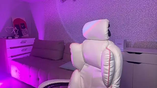 Dirty chat webcam: explore liveshows with versed models, from laying bare to fetishes, in a variety of sexy free adult webcams.