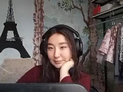 Sofiaherexo from StripChat is Freechat