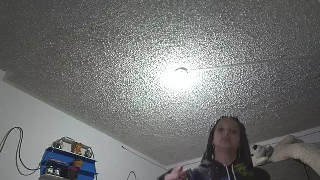 SofiLeal webcams show profile image 