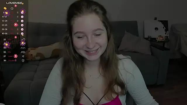 Soft_as_a_floret webcams show profile image 