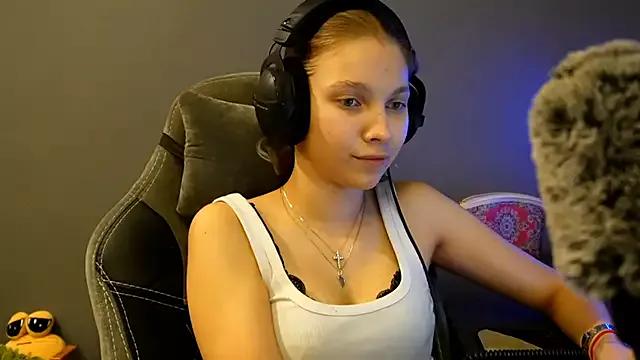 Softixq webcams show profile image 