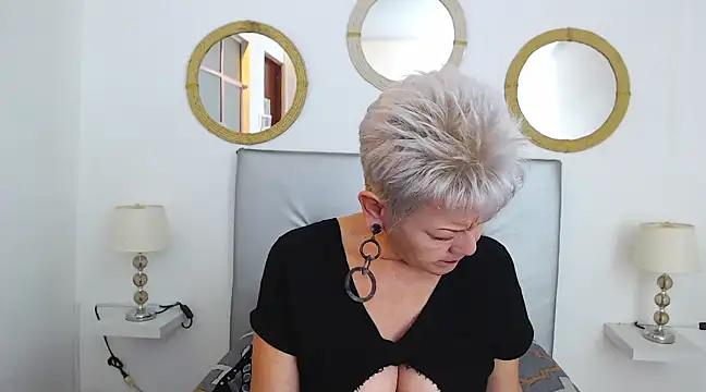 Sol_sarahis webcams show profile image 