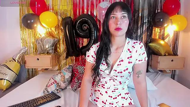 Sol_Scarlett from StripChat is Freechat