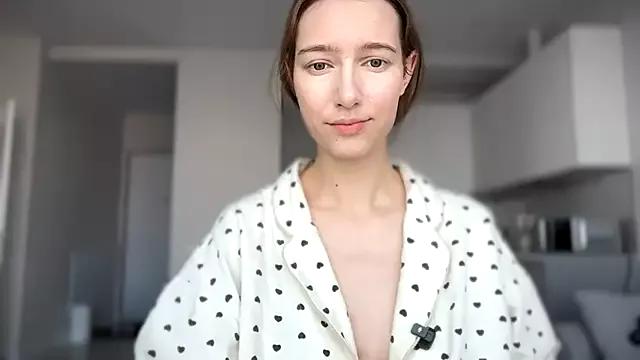 solar_bella from StripChat is Freechat