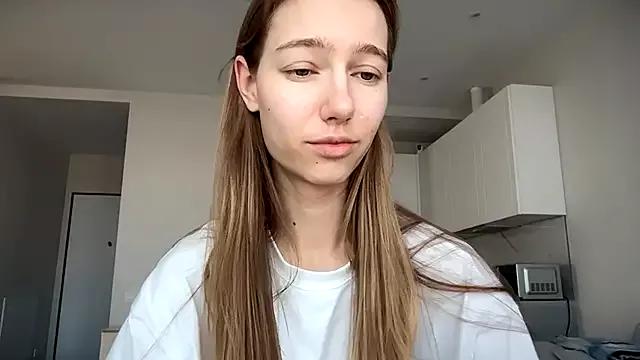 solar_bella from StripChat is Freechat