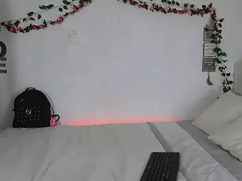 solaris-nyx from StripChat is Freechat