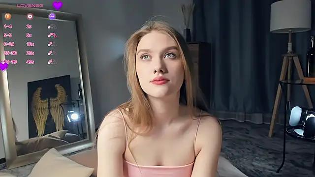 SooNikk from StripChat