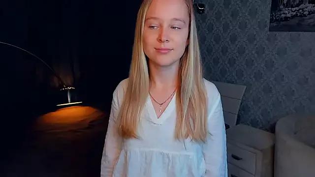 SoonMoor from StripChat