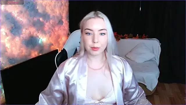 Sophia_Heartfilia from StripChat is Freechat