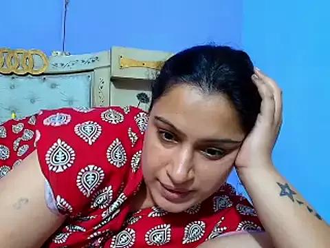 Sophia_James from StripChat is Freechat