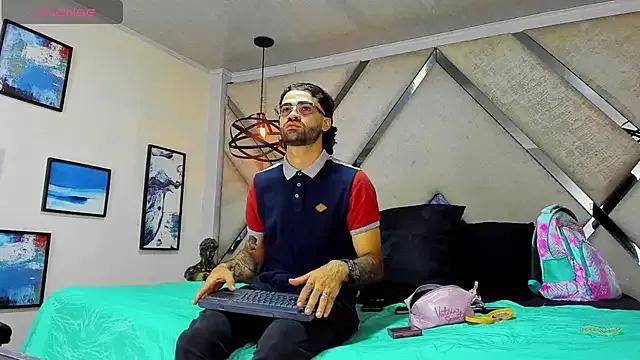 Sophia_Ostin69 from StripChat is Freechat