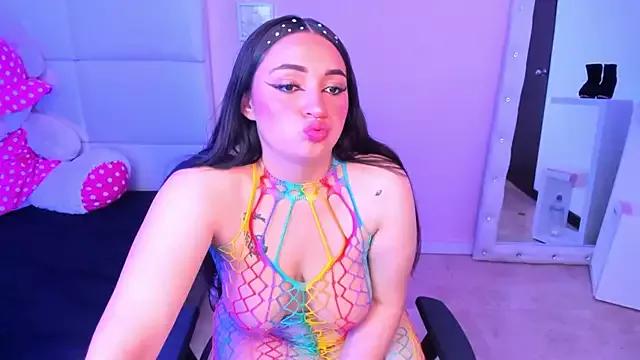 Sophia_Yoshida from StripChat is Freechat