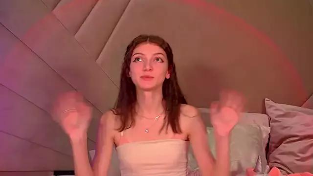 SophiaProve from StripChat is Freechat