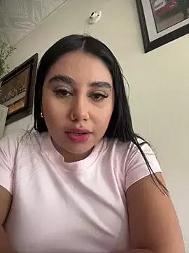 Sophie_Dreamss from StripChat is Freechat
