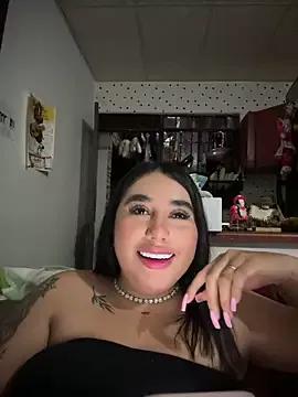Sophie_Dreamss from StripChat is Freechat
