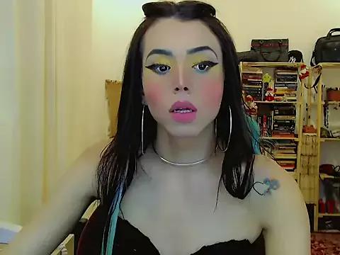Sophie_Fantasys from StripChat is Freechat