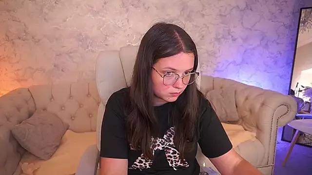 SophieDreamss from StripChat is Freechat