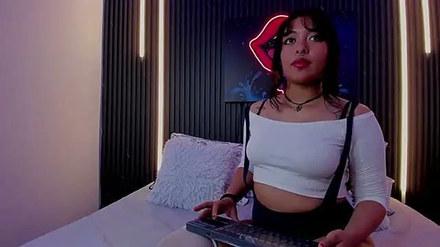 Dirty chat webcam: explore liveshows with versed models, from laying bare to fetishes, in a variety of sexy free adult webcams.