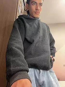 sorry-mom69 from StripChat
