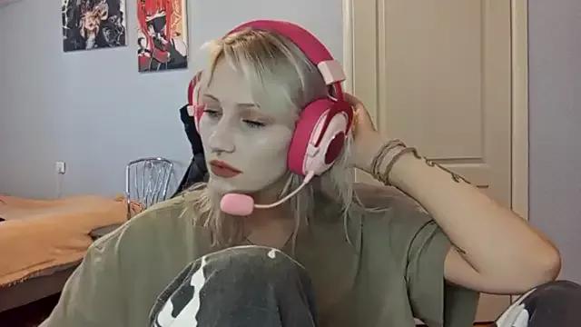 Dirty chat webcam: explore liveshows with versed models, from laying bare to fetishes, in a variety of sexy free adult webcams.