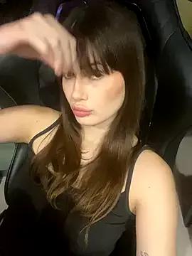 SoShyEmmyyy from StripChat