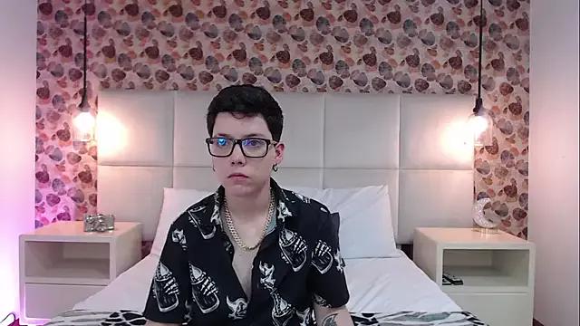 SpencerMontgomery from StripChat is Freechat