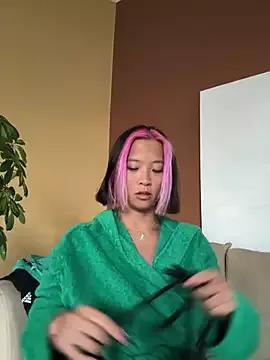 SpicyLittleasian from StripChat is Freechat