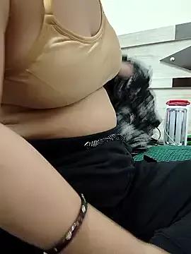 SpicyQueenX69 from StripChat is Freechat