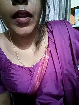Spoorthi143 from StripChat