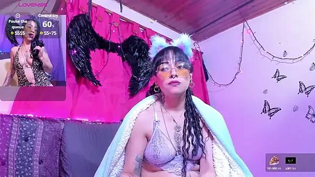 staacy37 from StripChat