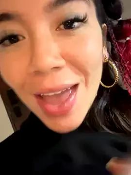 StarSex22 from StripChat is Freechat