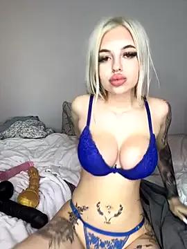 Steffi_Snowbunny from StripChat is Freechat