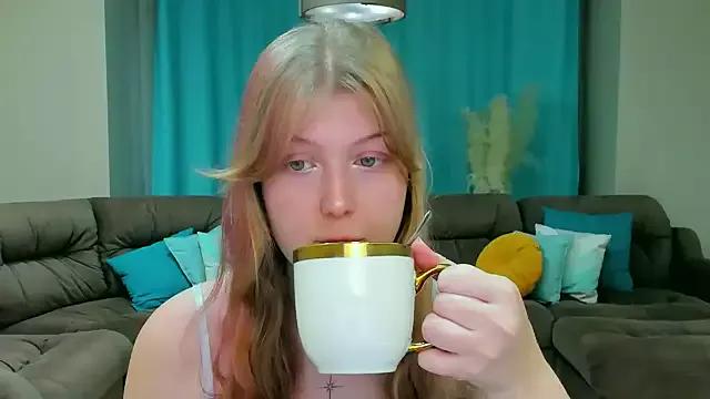 Stella_Light from StripChat is Freechat