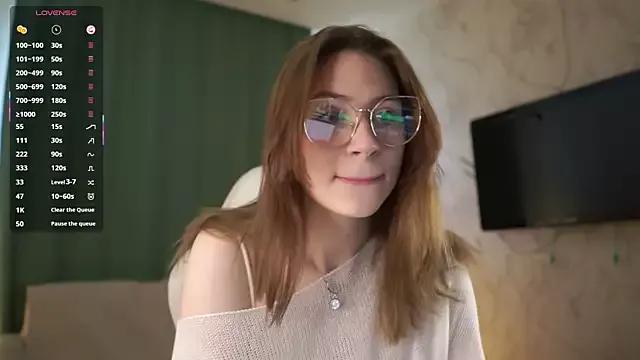 Stella_of_steel webcams show profile image 