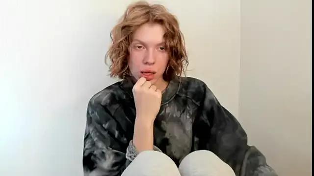 StellaDavis from StripChat is Freechat