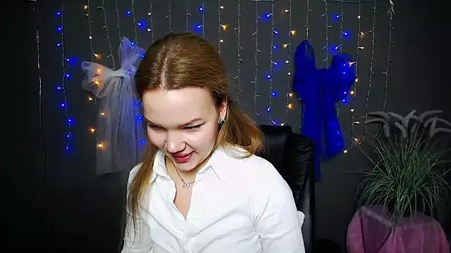 StellaLight from StripChat is Freechat