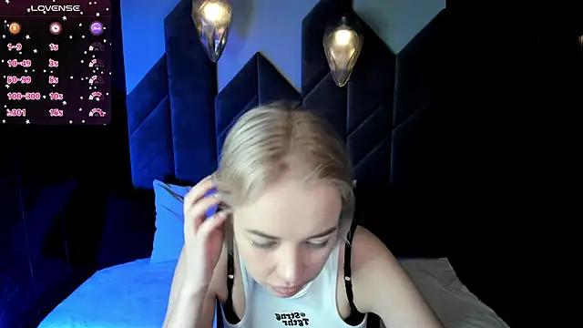 Dirty chat webcam: explore liveshows with versed models, from laying bare to fetishes, in a variety of sexy free adult webcams.