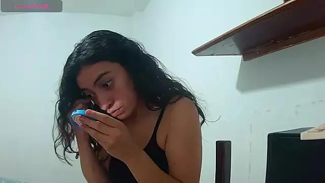 stephybrowm7 from StripChat is Freechat