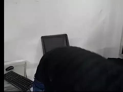 Straight_latinX from StripChat is Freechat