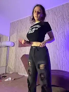 SugarBabyIvy from StripChat is Freechat