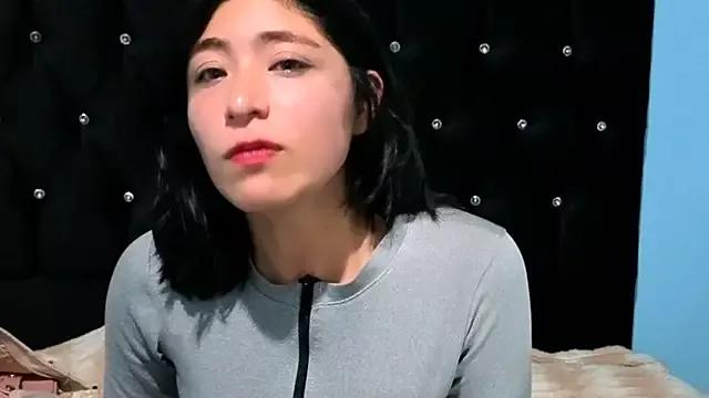 Sullyoonn from StripChat