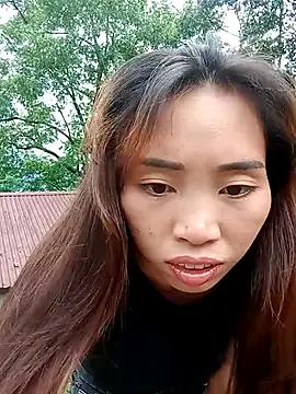 sulove_xx from StripChat is Freechat