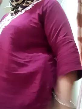 Suman_Rani_ from StripChat is Freechat