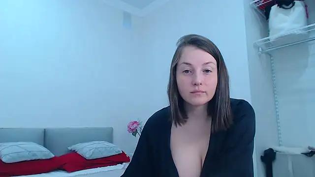 Summer_Finn from StripChat