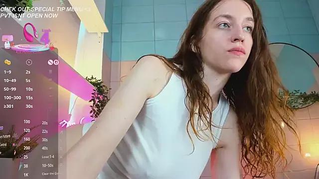Summer_Red_Daze from StripChat