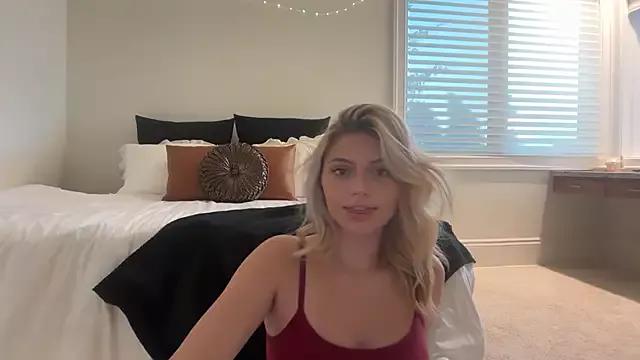 summerclarkexo from StripChat is Freechat