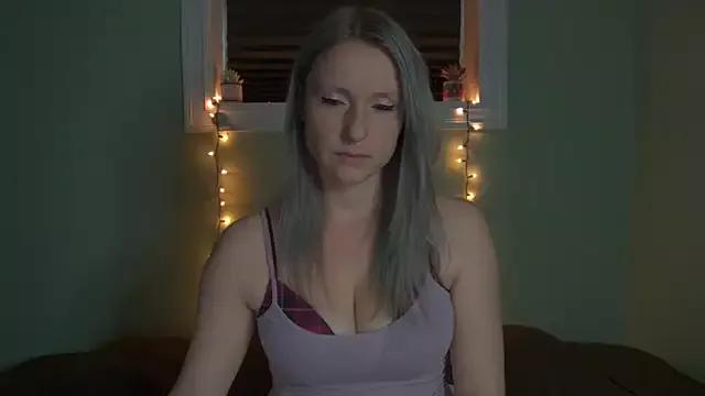 SummerLovingXoXo from StripChat