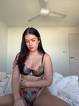 summermc_xx from StripChat