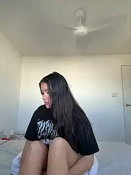summermc_xx from StripChat