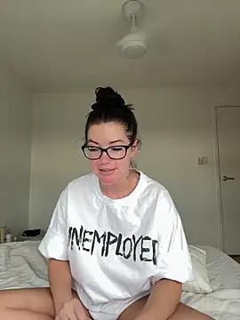 summermc_xx from StripChat